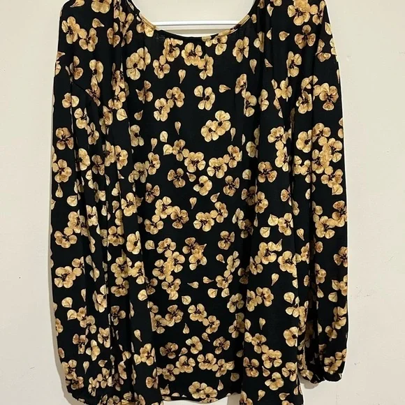 Ava & Viv 2X Black Gold Floral Print Stretch Blouse - Picture 7 of 7